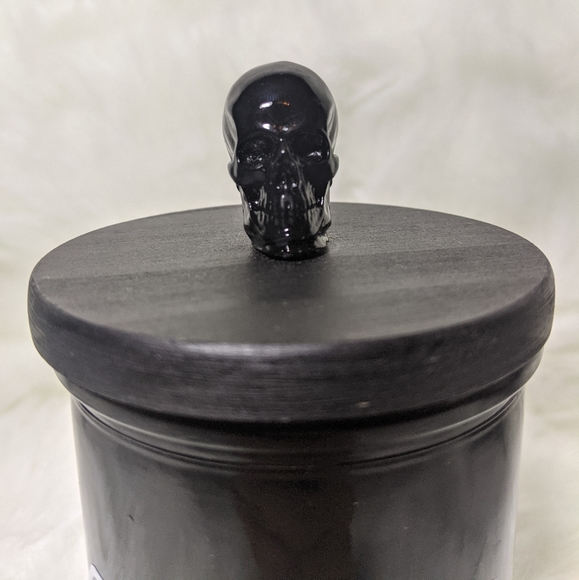 NWT Gothic Candle - Picture 8 of 8
